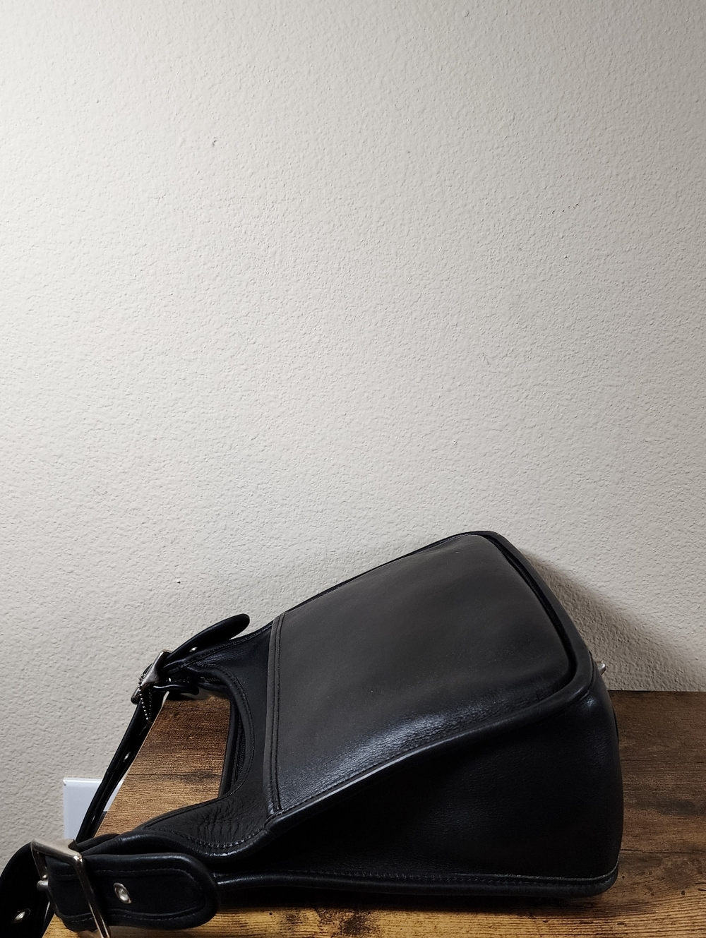 Vintage Coach Legacy Zip #9966 - Picture 9 of 14